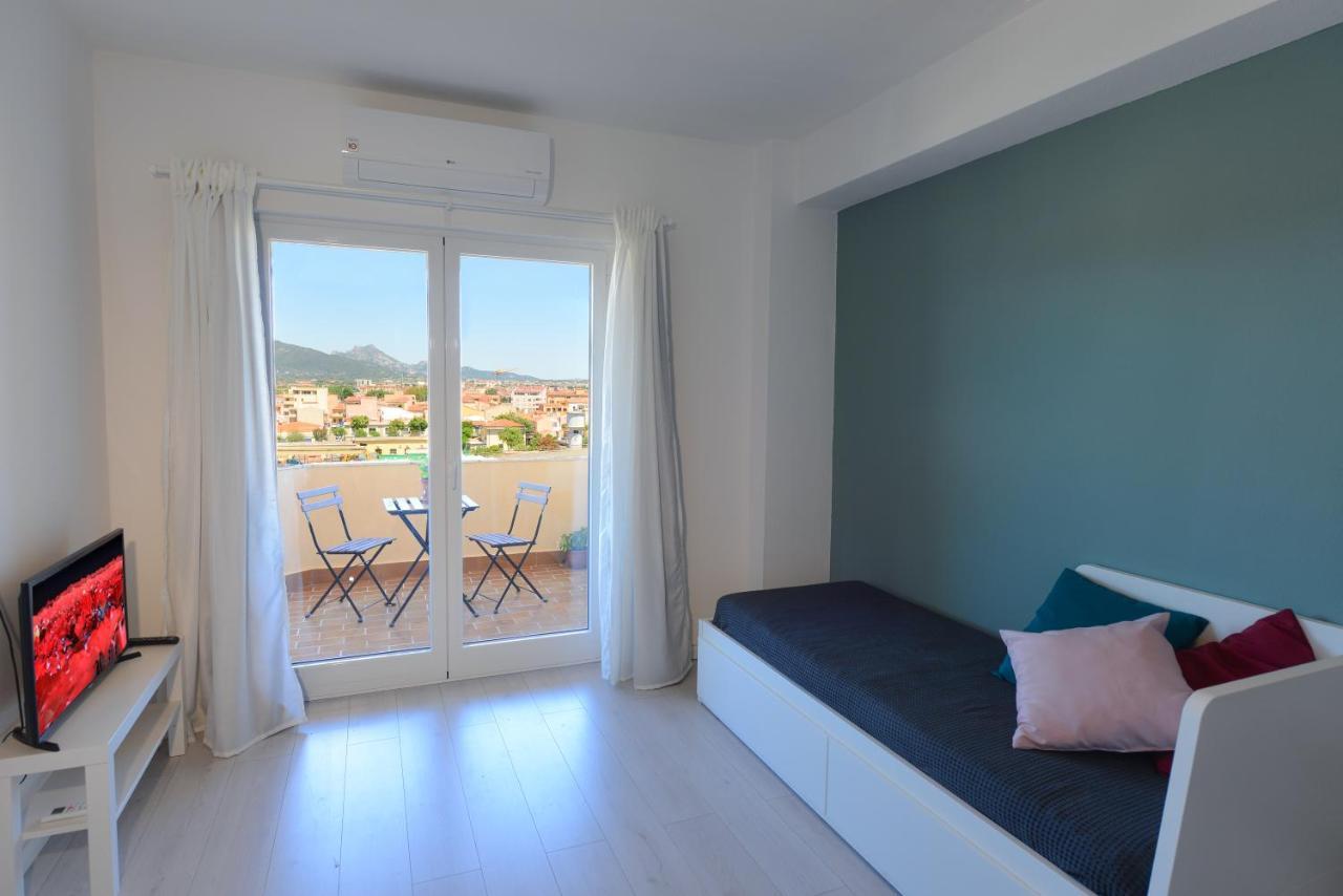 Lyceum Flat Apartment Olbia Exterior photo